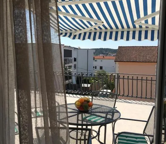 公寓 Luxury Cairos *