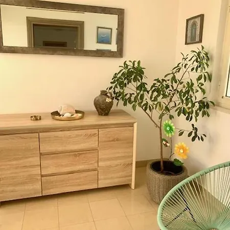 Luxury Cairos Трогір