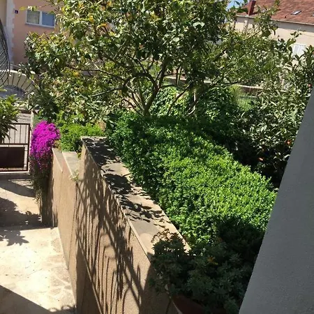 Luxury Cairos Apartmán *